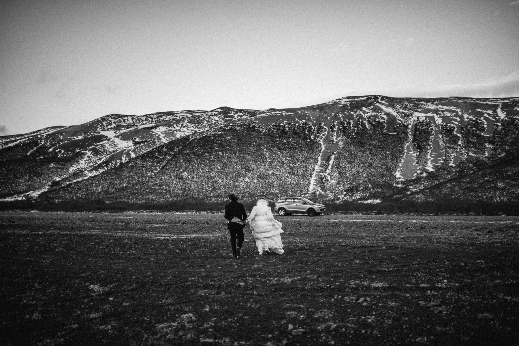 wedding photographer iceland